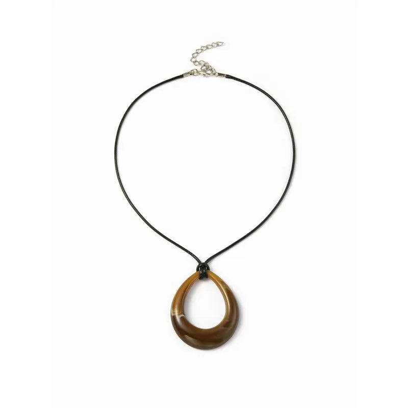 Cider OVAL PENDANT NECKLACE