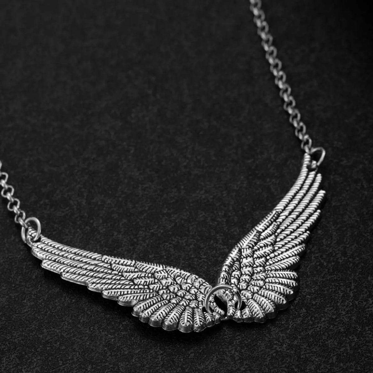 Gothic Vintage Angel Wings, Punk Style Animal Design, Zinc Alloy Chain, Unique Party Jewelry for Women, Costume Necklaces, All Seasons Wear, Fashion Accessories