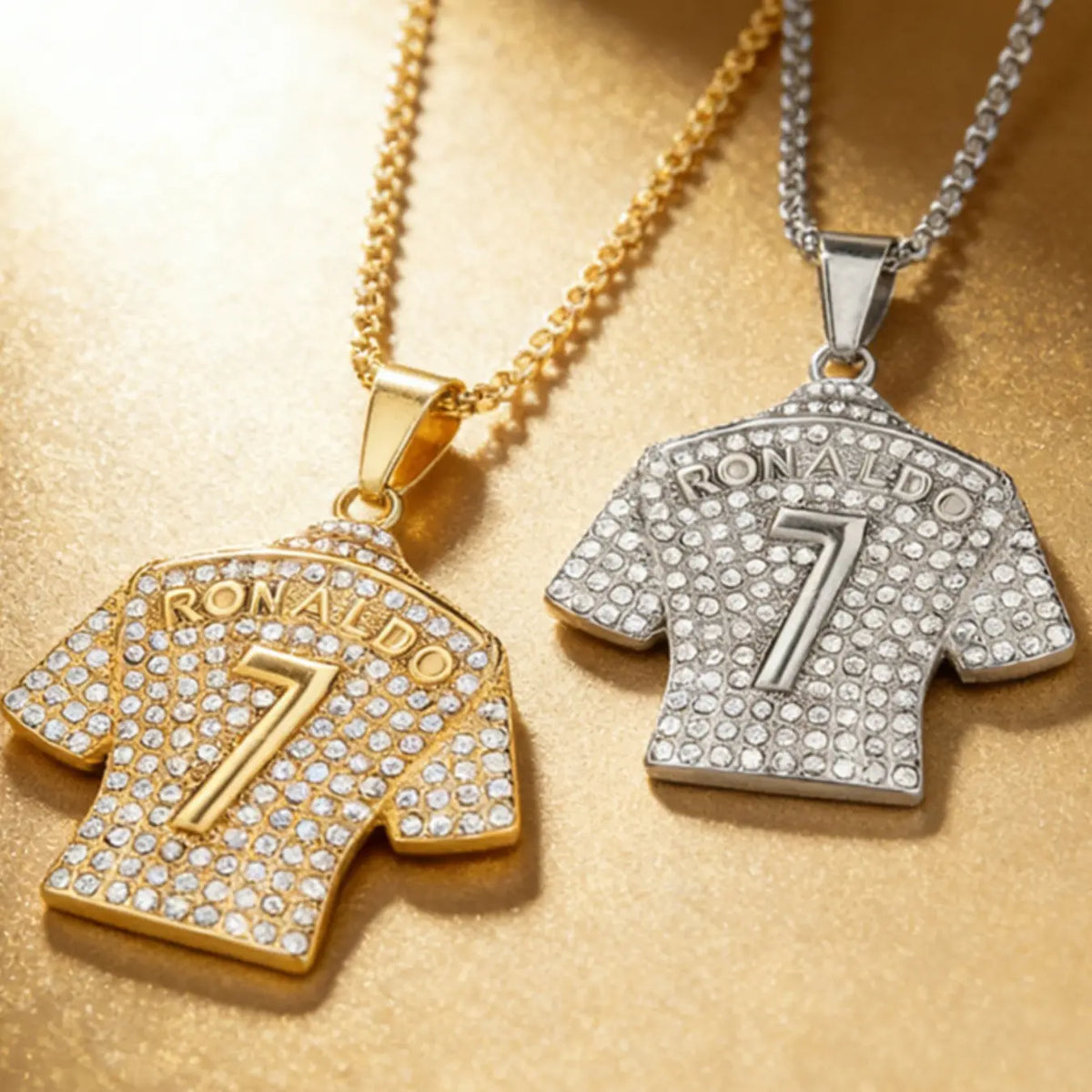Trending Hip-Hop Streetwear Statement Jewelry Titanium Steel Gold Plated Rhinestone Ronaldo Cr7 Jersey Pendant Necklace, Exquisite Chain Jewelry, European and American Fashion Jewelry, Statement Trendy Necklace
