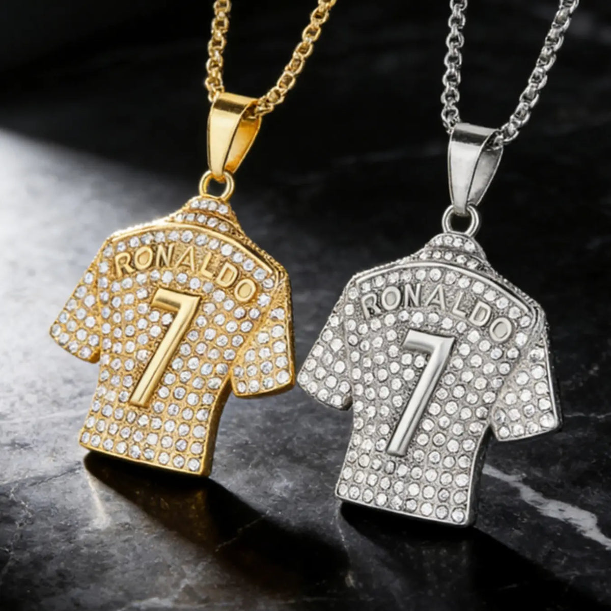 Trending Hip-Hop Streetwear Statement Jewelry Titanium Steel Gold Plated Rhinestone Ronaldo Cr7 Jersey Pendant Necklace, Exquisite Chain Jewelry, European and American Fashion Jewelry, Statement Trendy Necklace