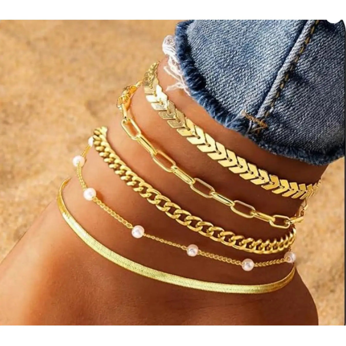 5Pcs Gold Layered Anklet Set for Women, Mixed Chevron Paperclip Cuban Pearl Chain Ankle Bracelets, Boho Dainty Stackable Anklets for Summer Beach Vacation Party Birthday Jewelry Gift, Fashionable Jewelry Accessories, Fashion Accessories