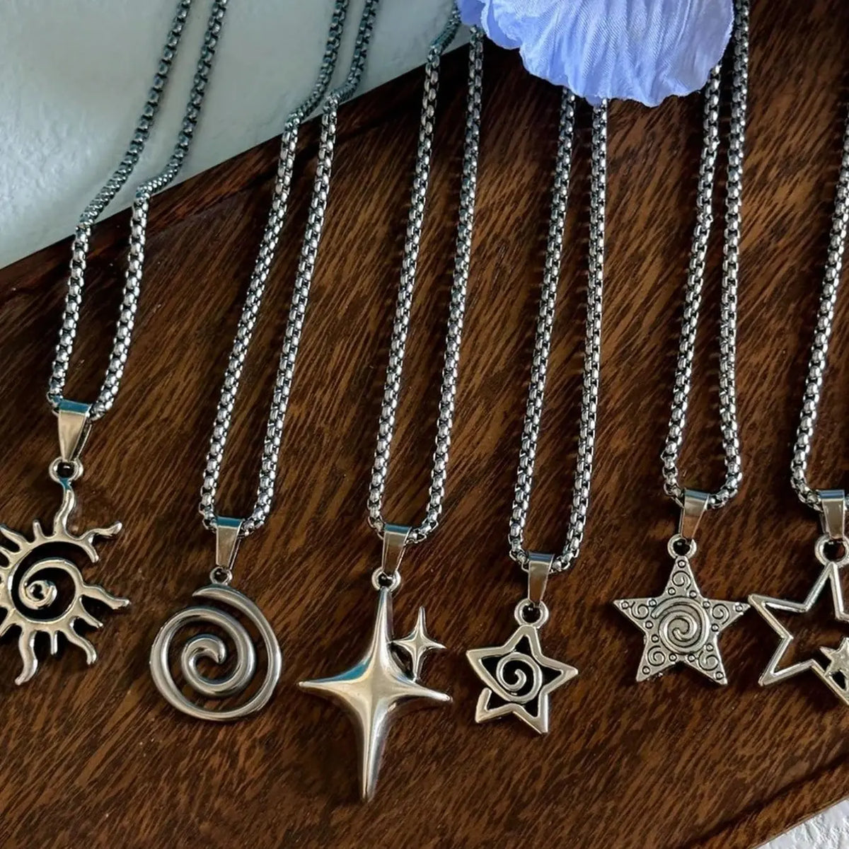 6 Pcs Retro Y2K Spiral Hollow Star Sun Pendant Stainless Steel Necklace Set, Minimalist Punk Unisex Couple Jewelry, Versatile Design, Punk Style Necklace