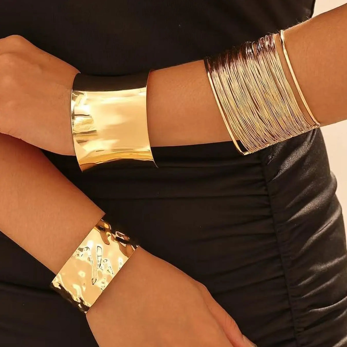 3pcs Chunky Cuff Bohemian Bracelets for Women, Irregular Minimalist Bangle Set, Open Wide Punk Jewelry for Upper Arm, Stackable Bracelets, Fashionable Chunky Bangles, Fashionable Jewelry Accessories, Stacked Bracelets