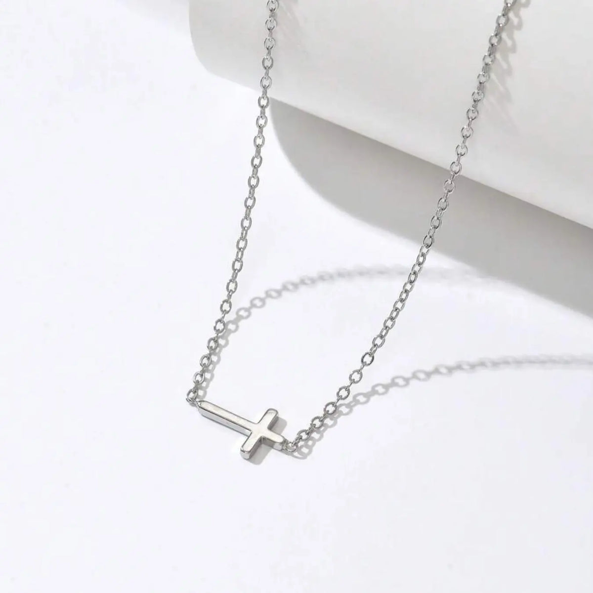 Elegant Horizontal Cross Pendant Necklace, Alloy Chain, Perfect for Daily Wear & Holiday Gifts, All Season Jewelry Accessory, Trendy Jewelry, Cross Design Necklace, Cross Necklaces