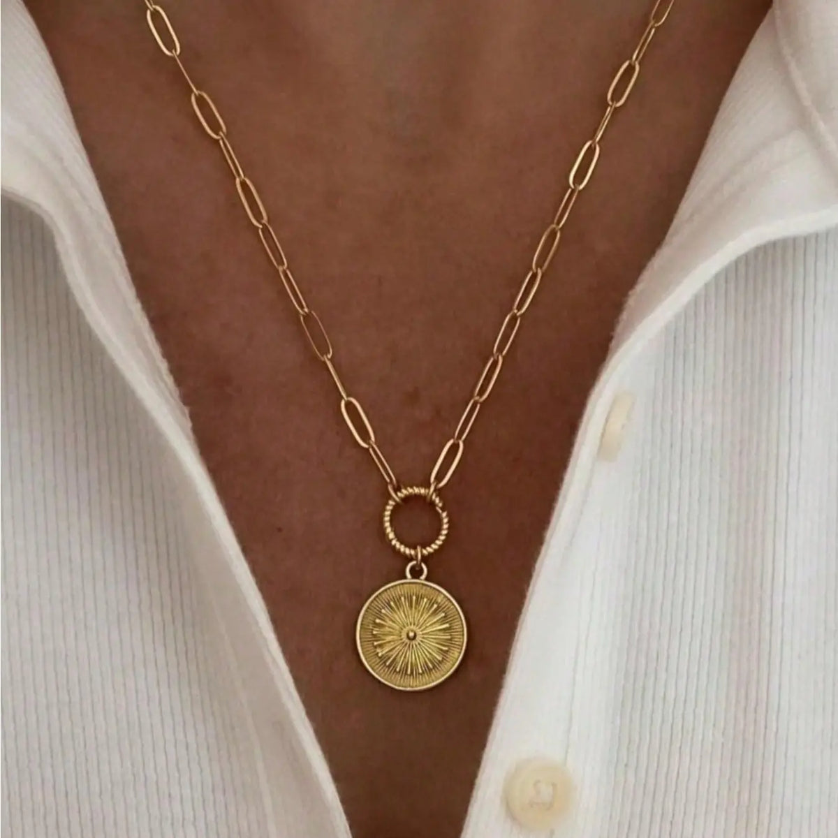 Boho Sunburst Medallion Necklace | Golden Paperclip Chain | Perfect Gift for Her，Alloy material Necklace, Jewelry Gift for Her Mother's Day, Anniversary Gift Gift From A Best Friend, Boho Style Necklace