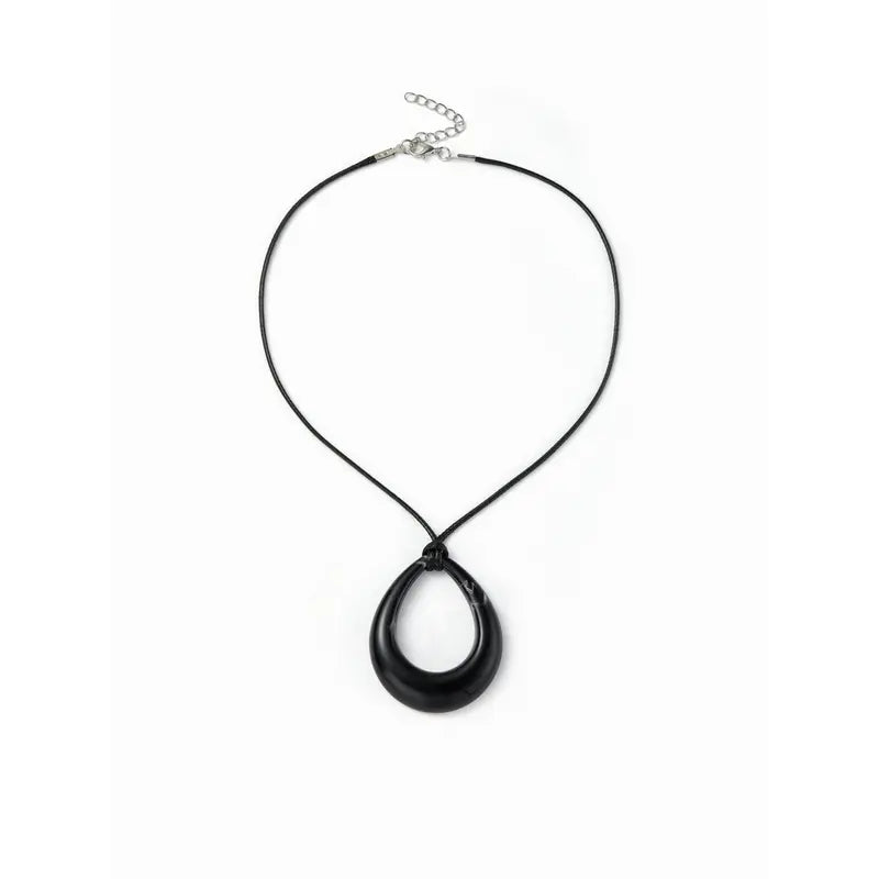 Cider OVAL PENDANT NECKLACE