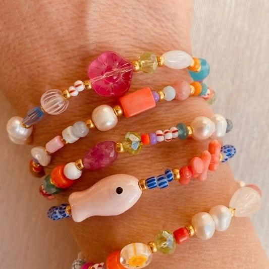 Women Ceramic Fish Bracelet Set, 5-Piece Layered Bracelet Set Design for Beach Vacation Party Stackable Accessories, Stackable Bracelets, Fish Motif Bracelets, Summer Dainty Jewelry, Boho Style Bracelet, Bracelet Combination Set