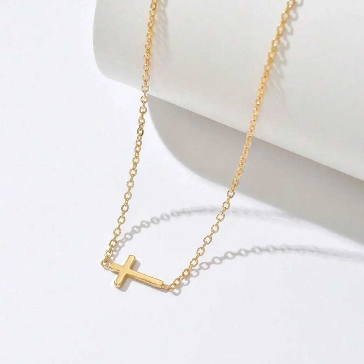 Elegant Horizontal Cross Pendant Necklace, Alloy Chain, Perfect for Daily Wear & Holiday Gifts, All Season Jewelry Accessory, Trendy Jewelry, Cross Design Necklace, Cross Necklaces