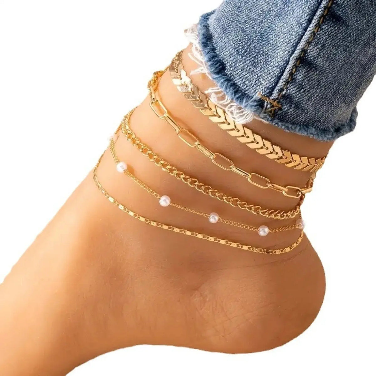 5Pcs Gold Layered Anklet Set for Women, Mixed Chevron Paperclip Cuban Pearl Chain Ankle Bracelets, Boho Dainty Stackable Anklets for Summer Beach Vacation Party Birthday Jewelry Gift, Fashionable Jewelry Accessories, Fashion Accessories