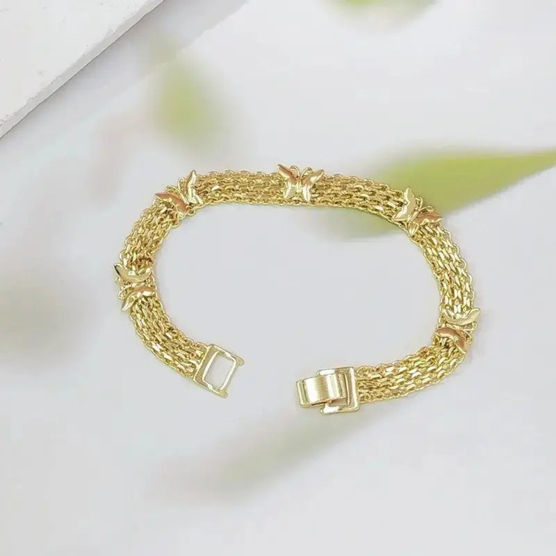 【SummerWins】Chic Butterfly Bracelet for Women Trendy Dainty Chain Wrist Ornament Elegant Statement Jewelry Lovely Friendship Birthday Gift for Best Friends