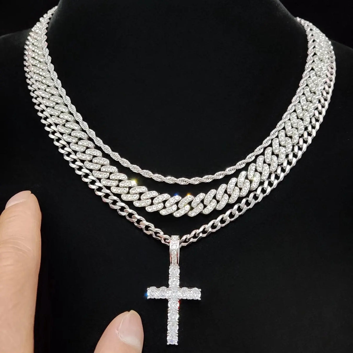 Street Style Artificial Zircon Inlaid Iced Out Cross Pendant & Cuban Link Design Chain Necklace, Costume Jewelry Necklace, Fashion Jewelry for Party, Daily Clothing Decor, Trendy All-match & Exquisite Jewelry for Birthday Gift, Zircon Stones Necklace