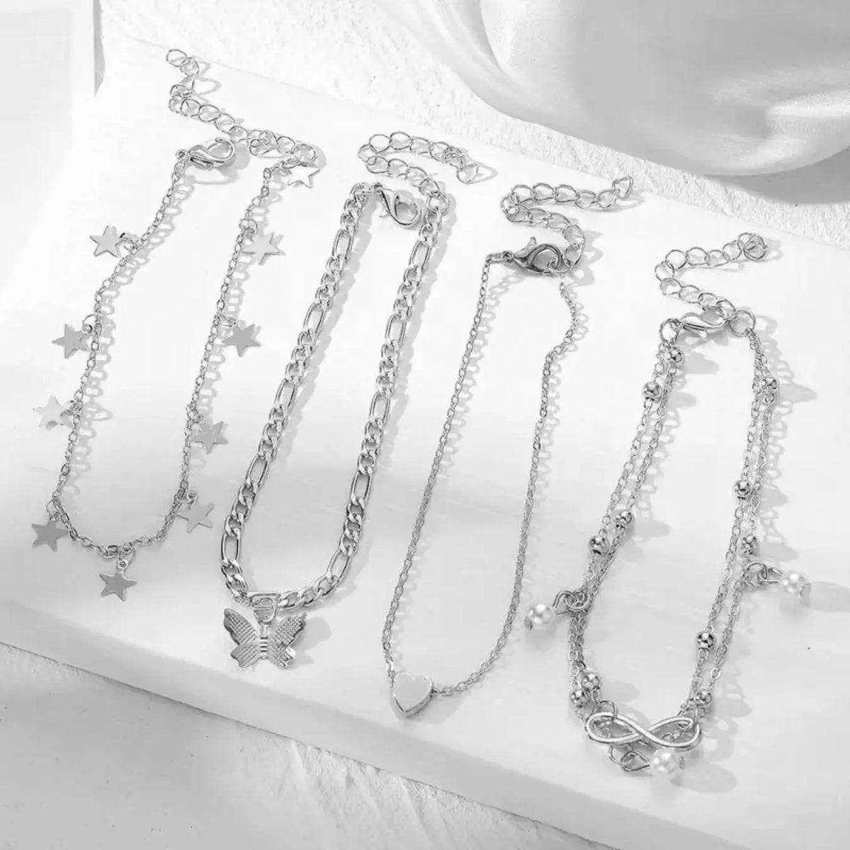 5Pcs Gold Layered Anklet Set for Women, Mixed Chevron Paperclip Cuban Pearl Chain Ankle Bracelets, Boho Dainty Stackable Anklets for Summer Beach Vacation Party Birthday Jewelry Gift, Fashionable Jewelry Accessories, Fashion Accessories