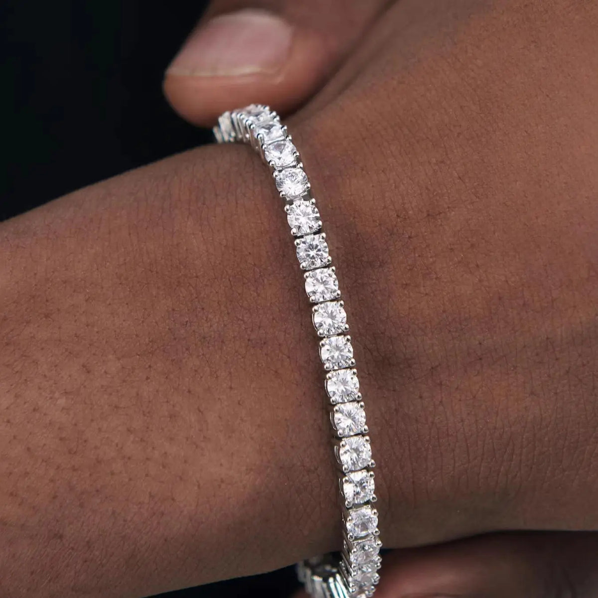 2024 Summer Rhinestone Decorated Trendy Bangle, Elegant Fashion Accessories for Women & Men Daily Wear, Minimalist Aesthetic Jewelry Gift, Daily Wear Bracelet