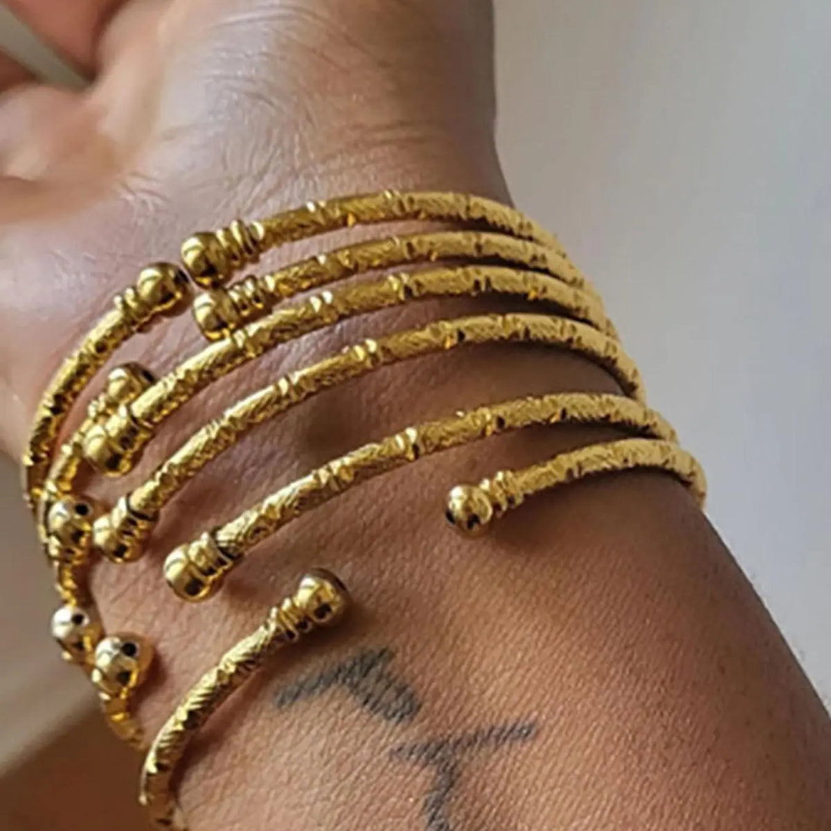 6-Piece Fashion Set, Stylish Women's Clothing Collection, Perfect for Daily Wear & Special Occasions, Trendy for All Seasons, Bangle Bracelet Set, Fashionable Bangles, Cuff Bracelet Set, Cuff Bangles Bracelets