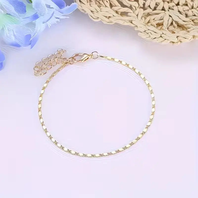 Women's Unisex Geometric Sequin Ankle Chain - Polished, Elegant Everyday Fashion Accessory for Summer Casual Outings, Beach Wear, Suitable for Costume Jewelry Collections